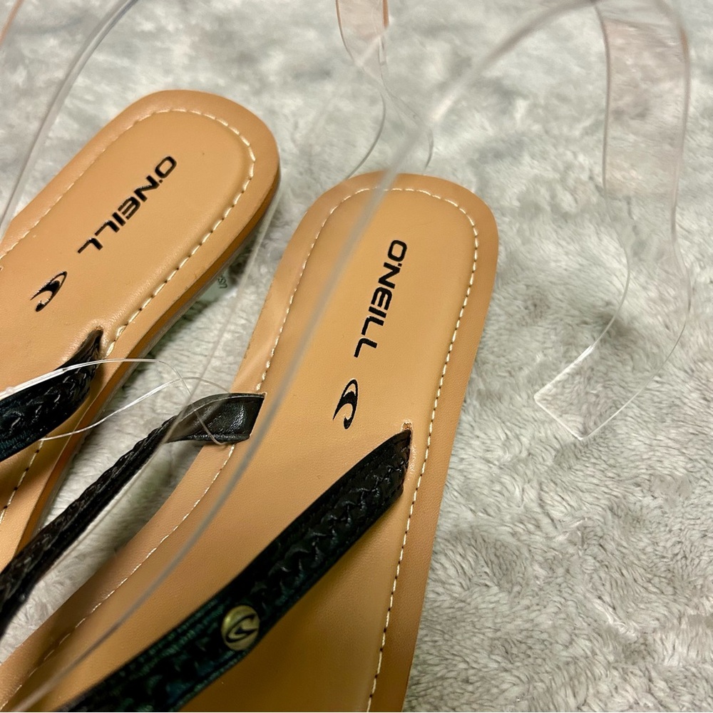 O'Neill Women's Black and Tan Flip Flops Sz 7 NWT - Picture 2 of 9